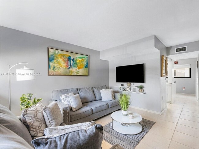 Foto del edificio - 2306 W 53rd St