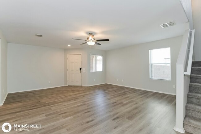 Foto del edificio - 6411 S Sunrise Valley Dr, Tucson, AZ 85706