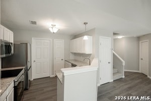 Building Photo - 7539 Rimhurst