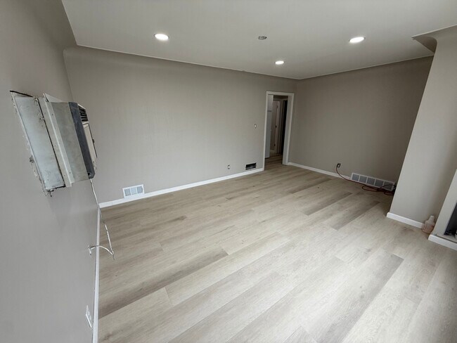 Foto del edificio - 3102 Trumbull Ave