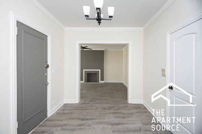 Building Photo - 327 Kedzie St