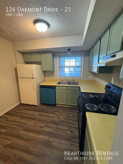 Foto del edificio - 126 Oakmont Dr