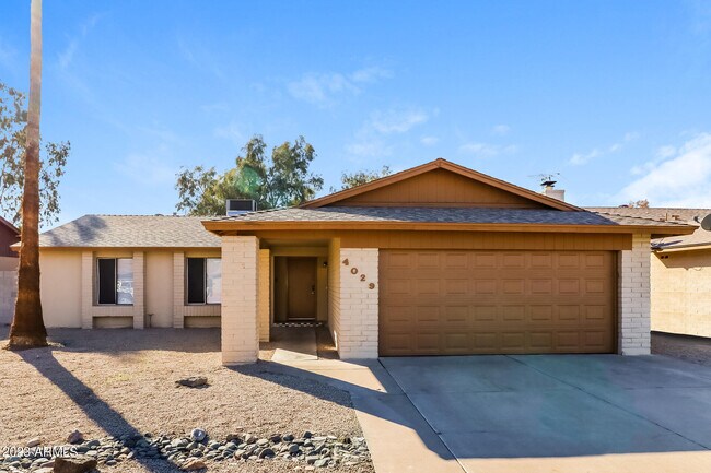 Building Photo - 4029 W Christy Dr