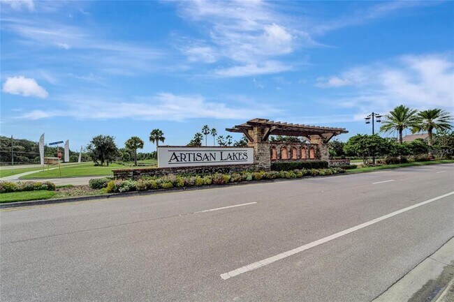 Foto del edificio - 6313 Willowside St