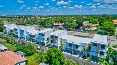 Building Photo - 367 NW 50th Dr