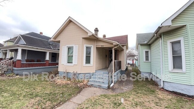 Building Photo - 806 Elwood St