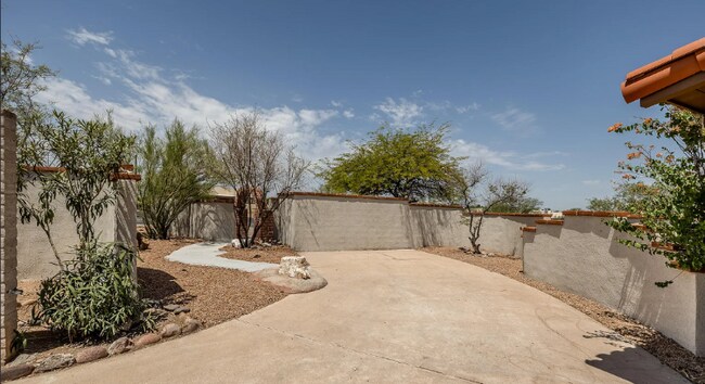 Foto del edificio - 8771 E Old Spanish Trail