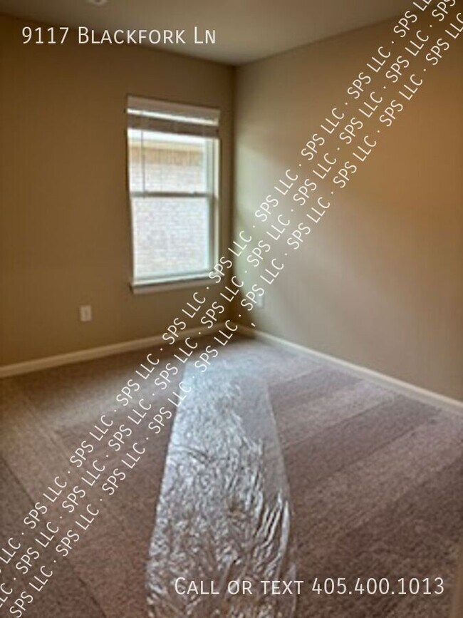 Building Photo - 9117 Blackfork Ln