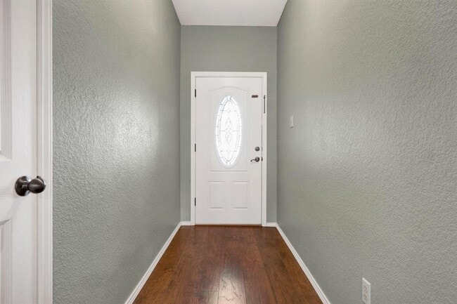 Building Photo - 1415 Quicksilver Cir