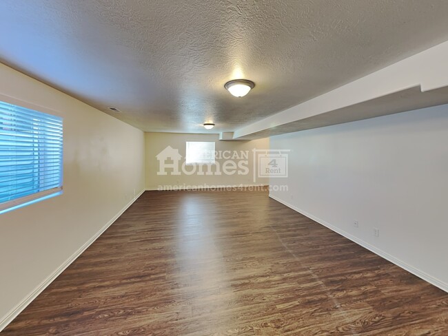 Building Photo - 2128 W 1100 S