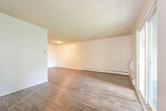 Foto del edificio - 4565 S Lowell Blvd