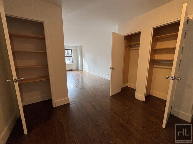 Foto del edificio - EAST 63 STREET