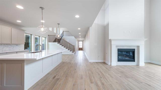 Building Photo - 2724 Biltmore Dr