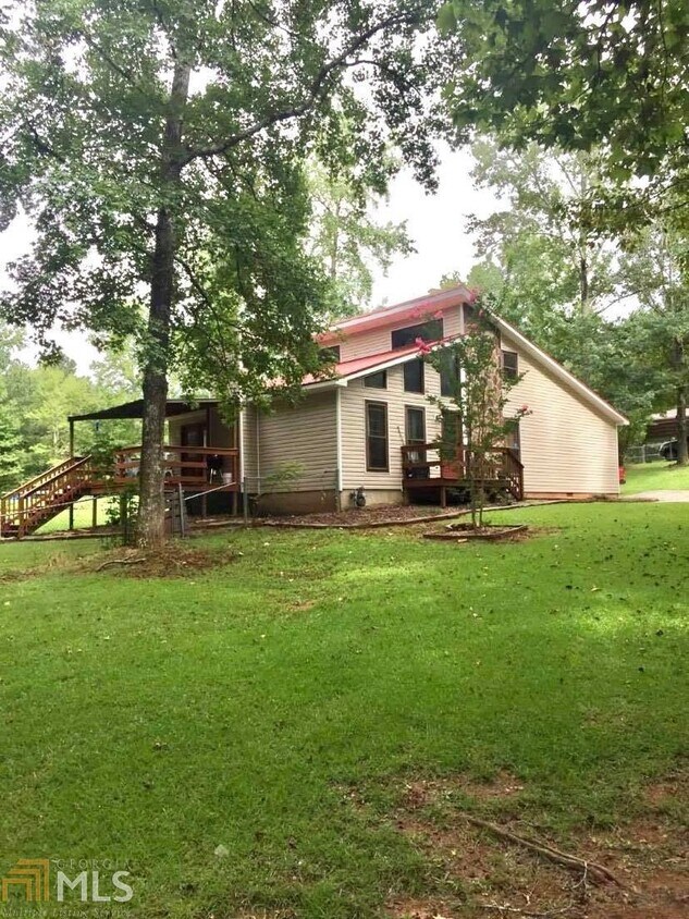 Foto del edificio - 2399 Sharpsburg McCollum Rd