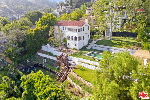 Foto principal - 6402 Ivarene Ave