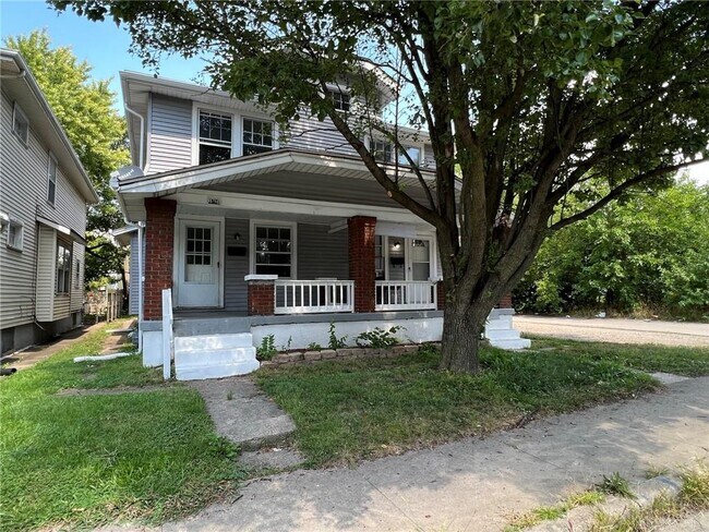 Building Photo - 1523 Wyoming St