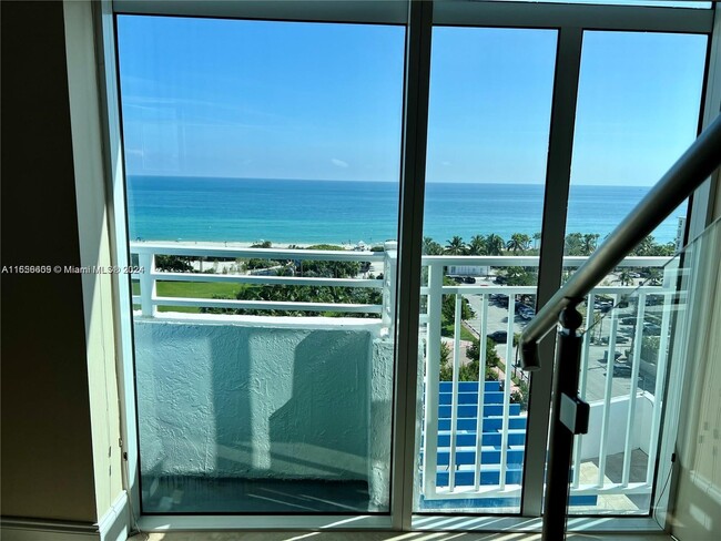 Foto del edificio - 7600 Collins Ave