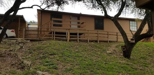 Building Photo - 21473 Coyote Trl