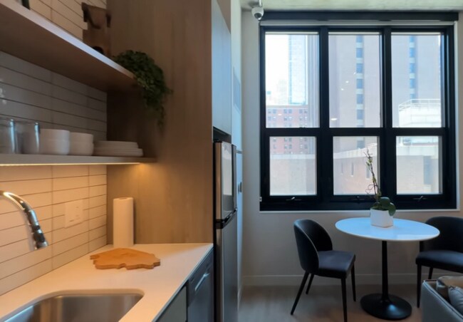 Foto del edificio - 809 N Wells St