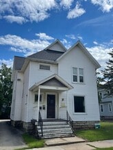 Building Photo - 734 Wright St