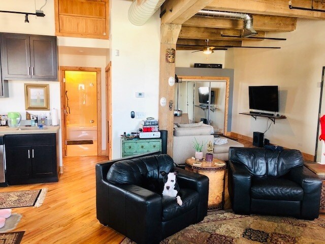 Foto del edificio - 355 N Laflin St