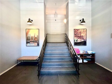 Foto del edificio - 817 W Washington Blvd