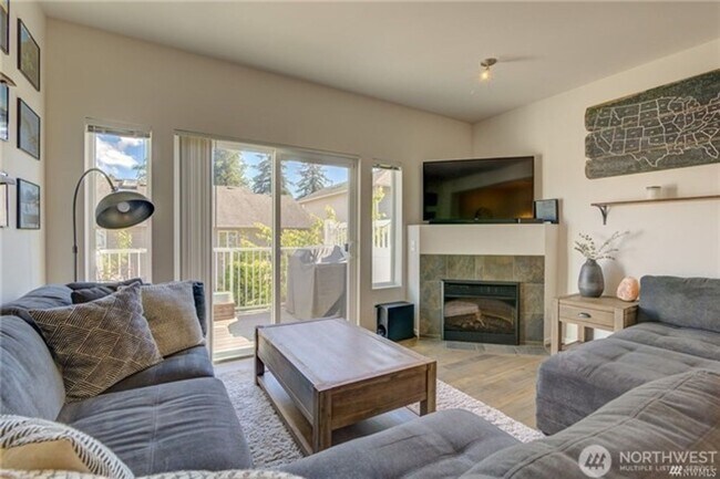 Foto del edificio - 2Bd/2.25Ba Lynwood Townhome