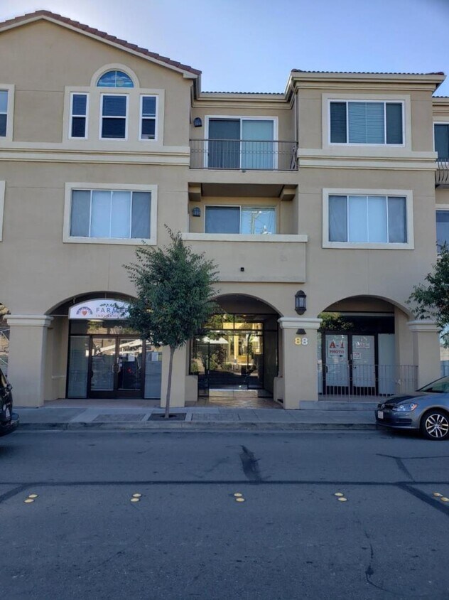 88 17th Ave, San Mateo, CA 94402 Condo for Rent in San Mateo, CA
