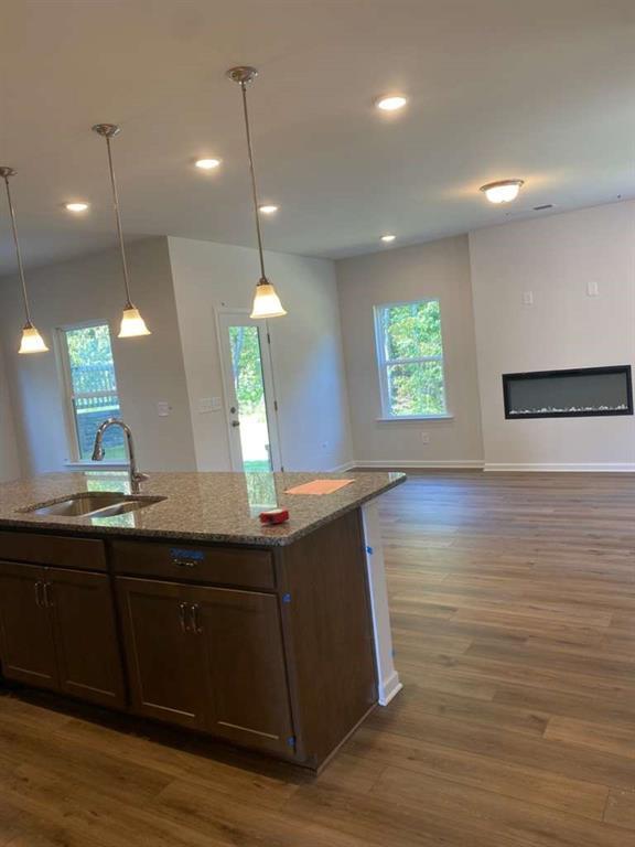 Foto del edificio - 804 Dundee Wy