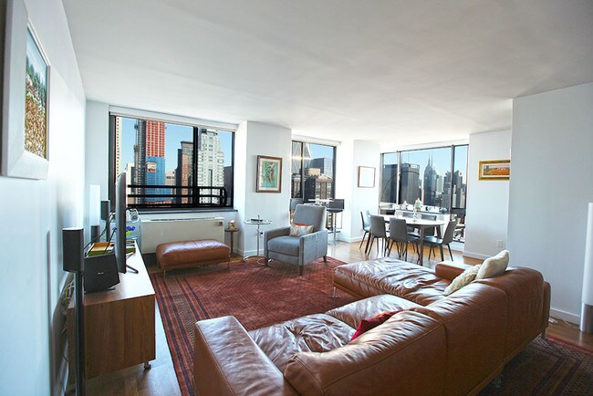 Foto del edificio - 30 West 60th Street