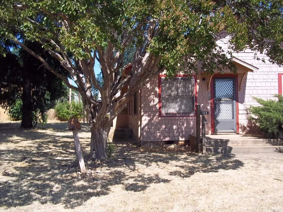 3665 Myers St Unit B, Oroville, CA 95966 Apartments in Oroville, CA