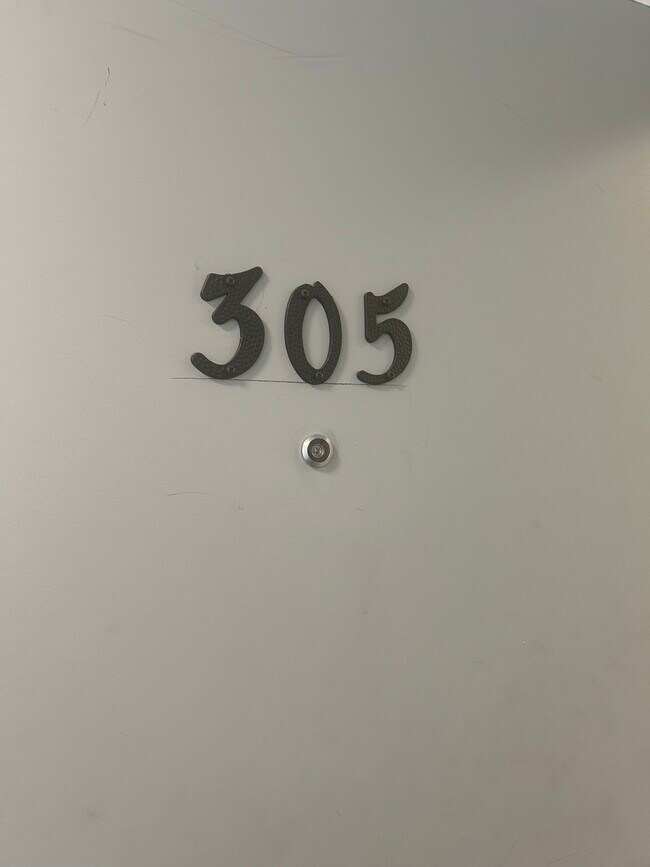 Photo du bâtiment - 625 Borthwick Ave