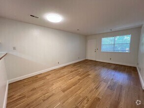 Building Photo - 428 Kays Ln