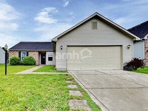 Building Photo - 2265 Lakecrest Dr