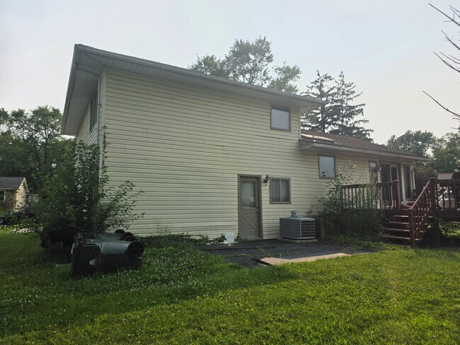 Foto del edificio - 812 Leeds Ln