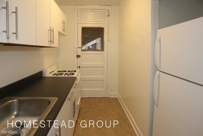 Foto del edificio - 636 W Cornelia Ave