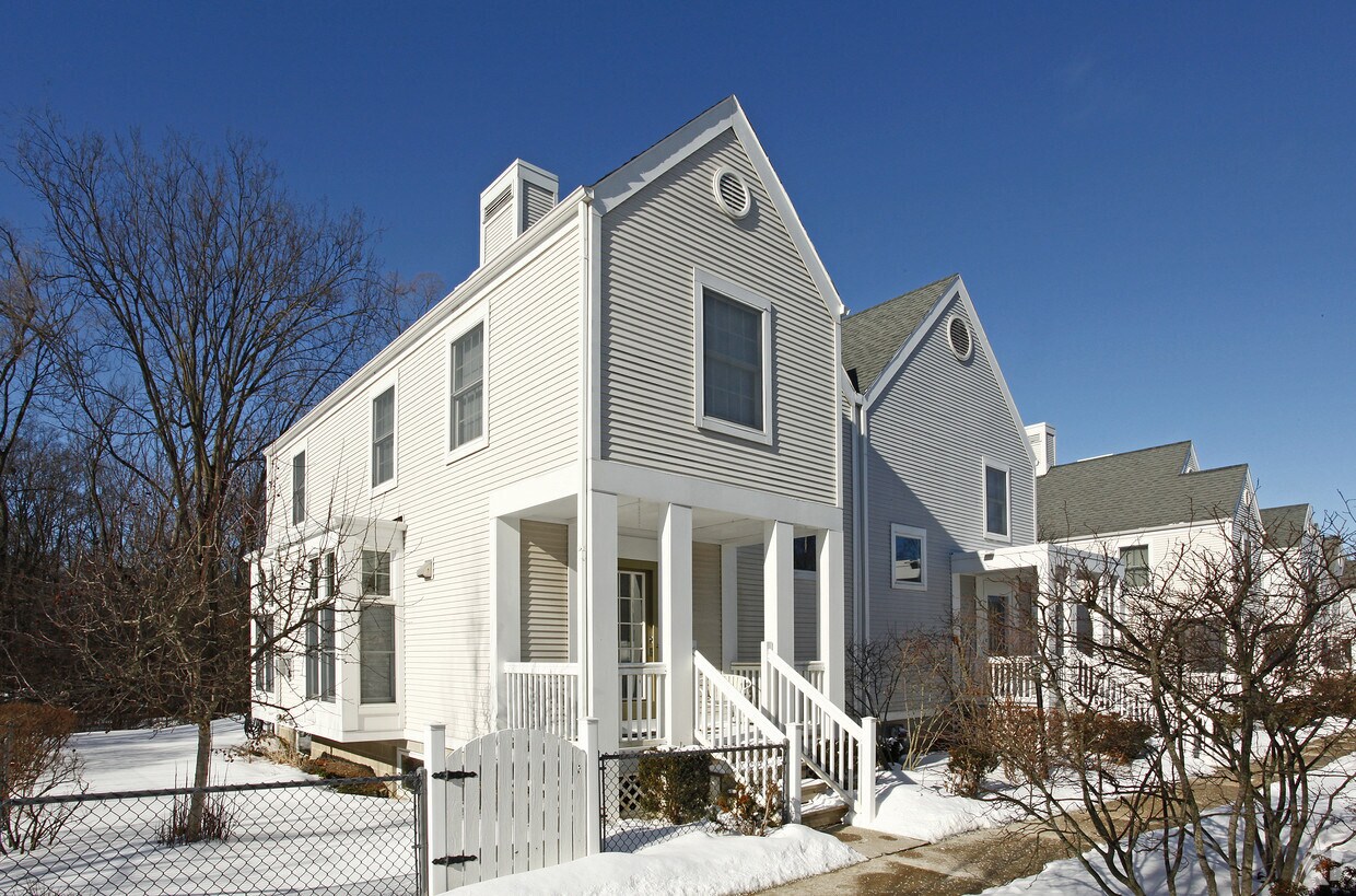 Mallets Wood Apartments in Ann Arbor, MI
