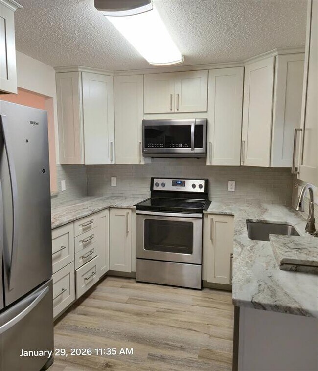 Foto del edificio - 10817 Brickside Ct