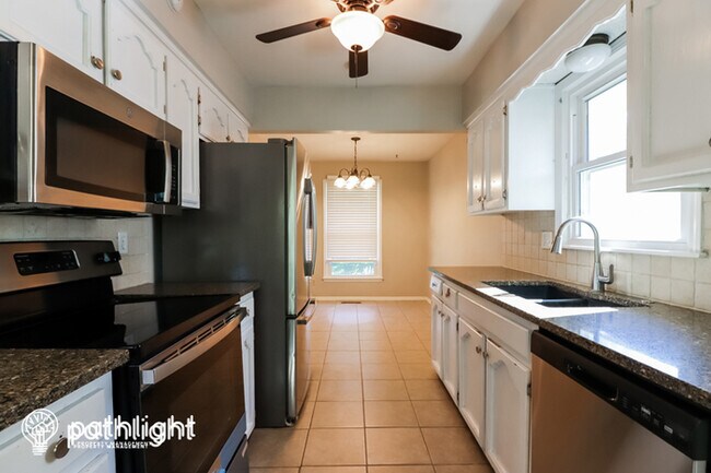 Building Photo - 7504 East 133rd Street, Grandview, MO, 64030