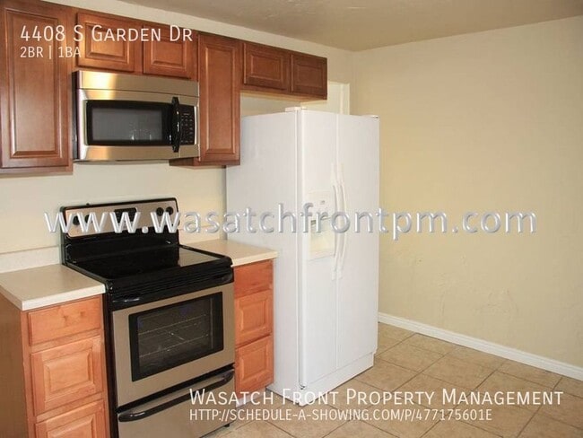 Foto del edificio - 4408 Garden Dr