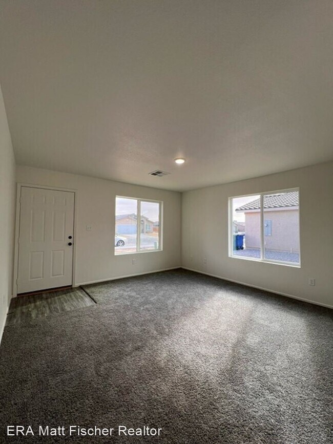 Building Photo - 4 br, 2 bath House - 4416 S Desert Willow Way