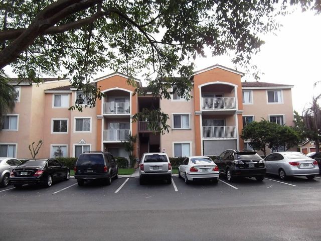 Primary Photo - 3874 Lyons Rd