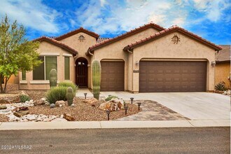 Building Photo - 60065 E Arroyo Vista Dr