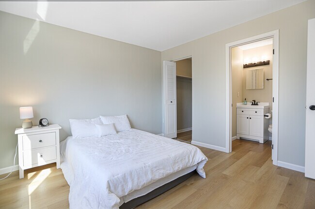 Foto del edificio - Riverview Apartments