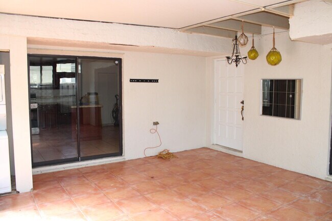 Building Photo - 12155 Regal Ct W