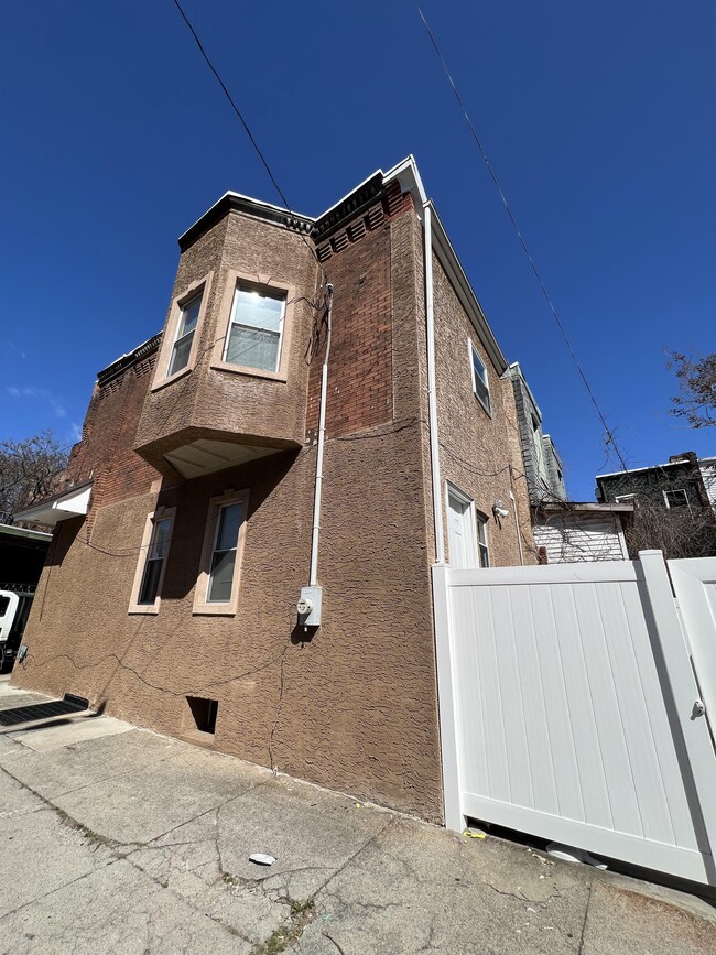 Photo - 2137 N 10th St House