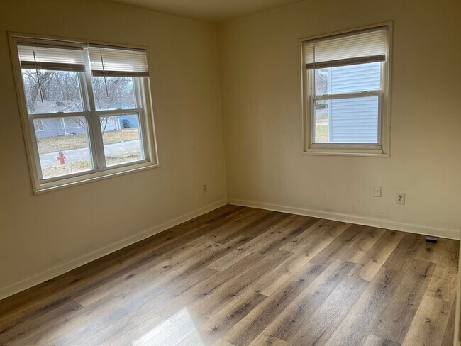 Foto del edificio - 3511 SW Clare Ave