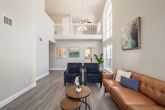 Foto del edificio - 6945 Hickory Creek