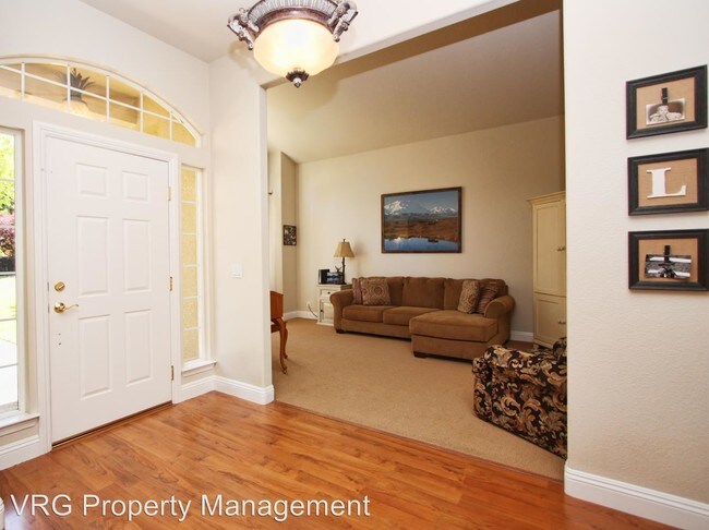 Foto del edificio - 3236 Veld Way