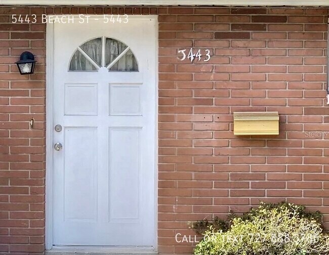 Foto del edificio - 5443 Beach St